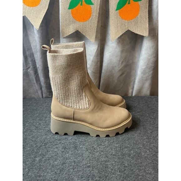 DV by Dolce Vita Vionie Sock Bootie Women’s 9M Light Tan Memory Foam NEW - Picture 3 of 7